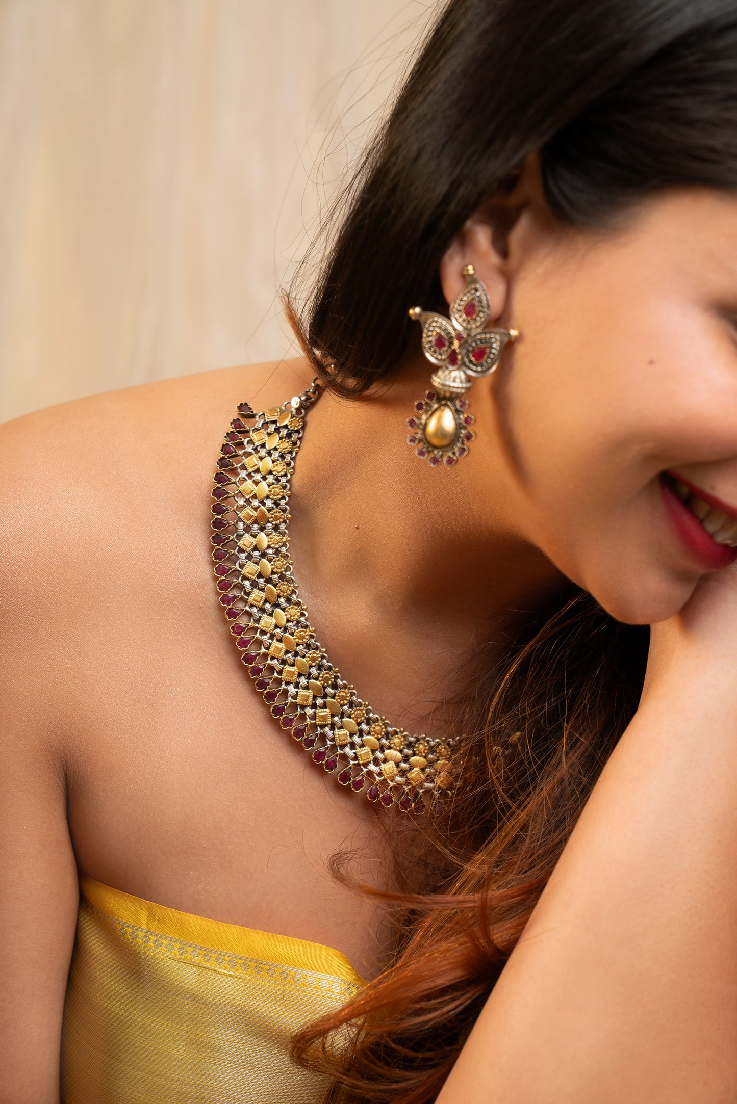 Red Kemp Dual-Tone Silver Necklace Set