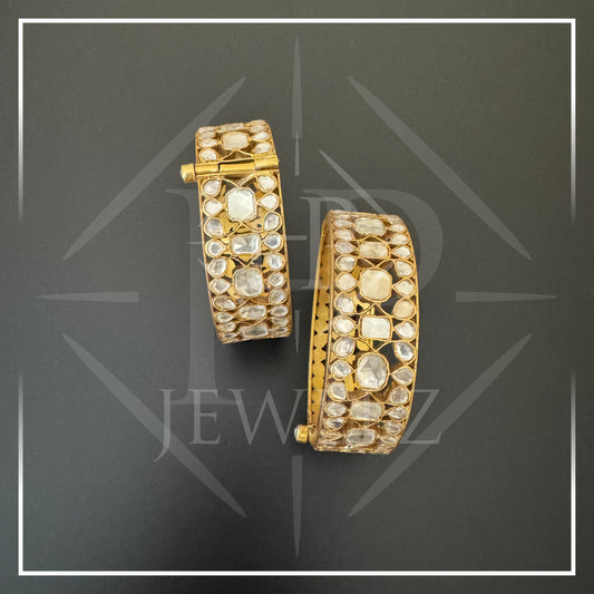 Luxurious Gold Jadau Kada