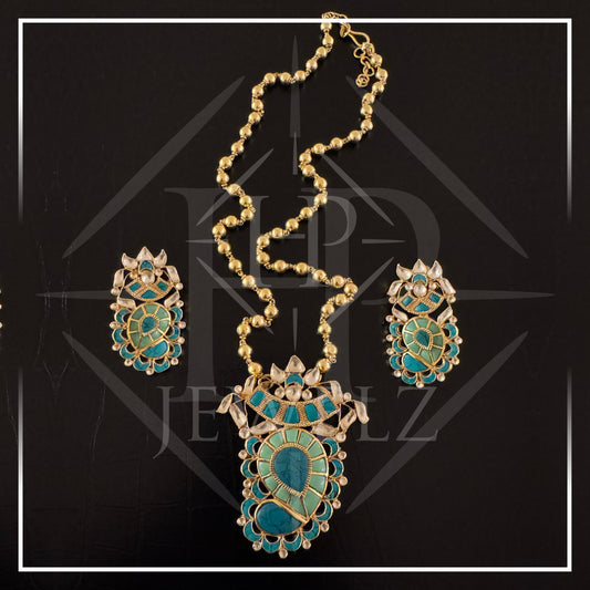 Turquoise Elegance: Gold-Plated Paisley Pendant & Earring Set