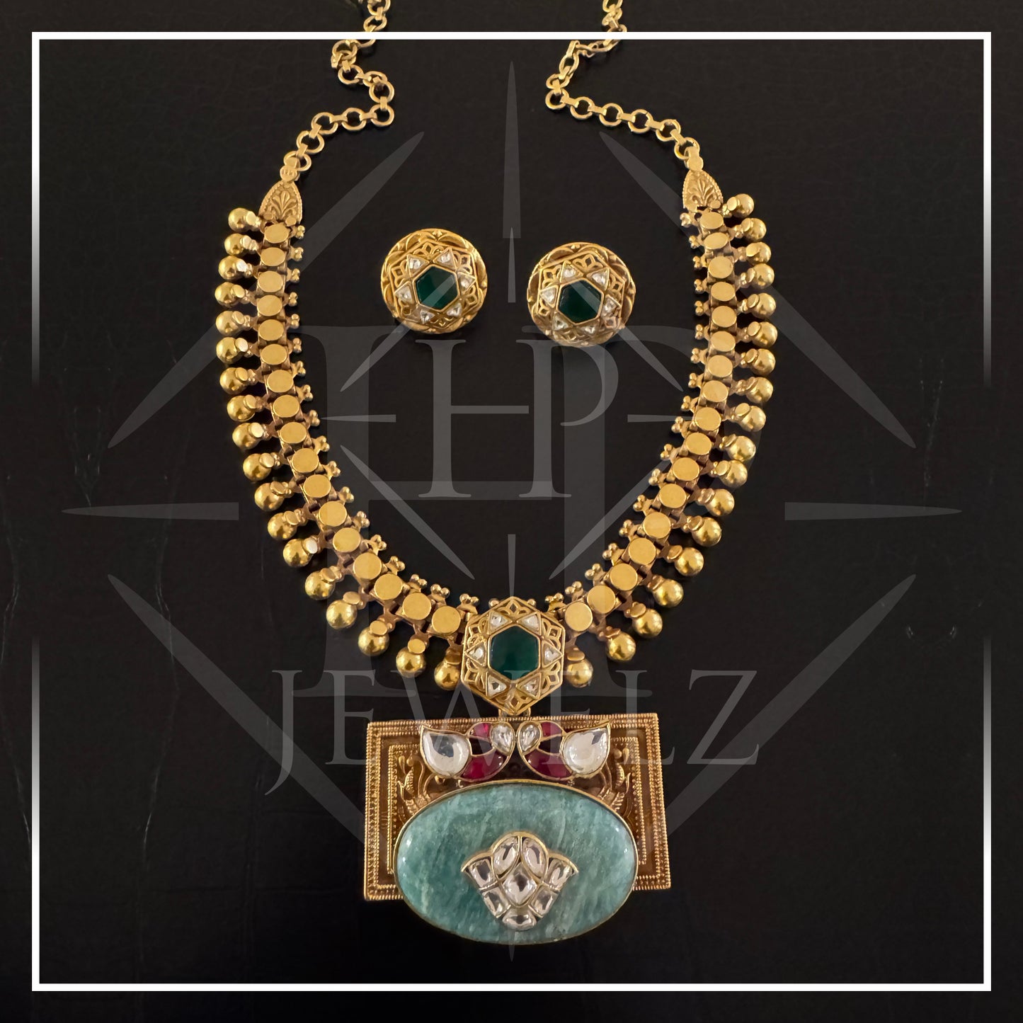 Fusion Gold-Plated Set with Turquoise Quartz & Jadau Motifs
