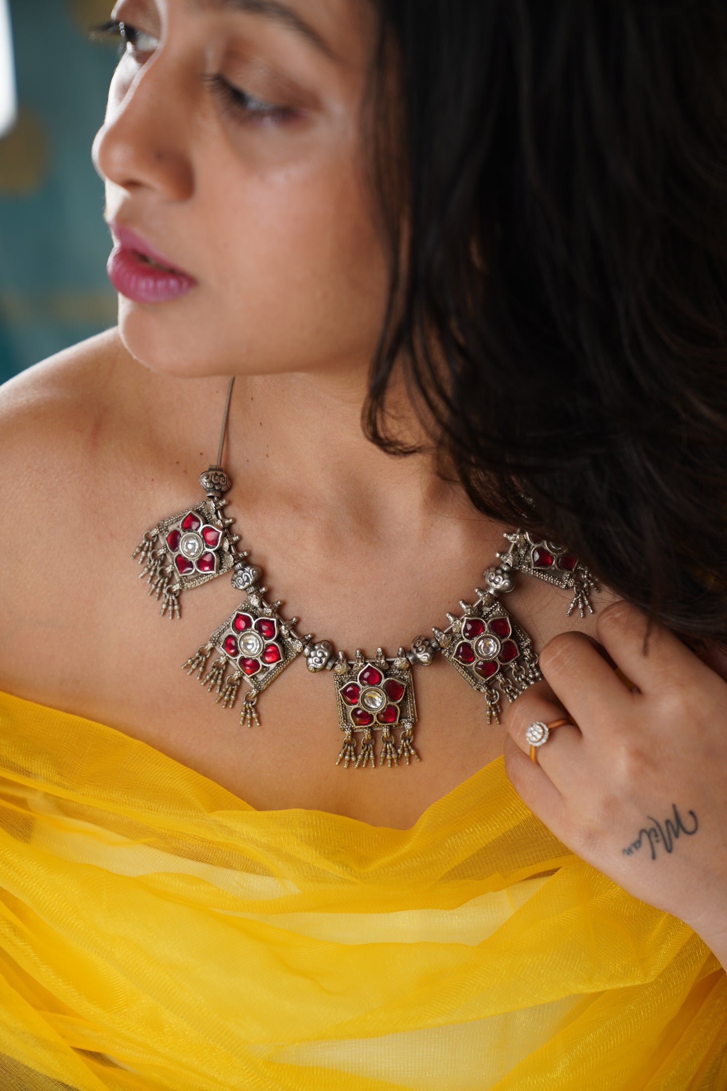 Floral Jadau Kundan 92.5 Silver Necklace Set: A Timeless Fusion of Tradition and Elegance